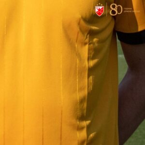 Estrela-Vermelha-lanca-camisa-comemorativa-de-80-anos-07-300x300 Camisa especial de 80 anos do Estrela Vermelha é revelada pela Macron
