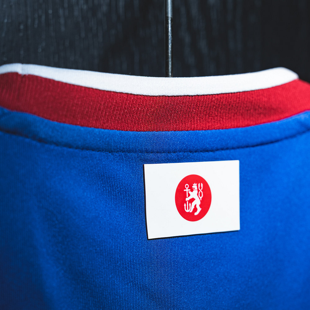 Fortuna-Dusseldorf-apresenta-colecao-tematica-inspirada-em-Little-Tokyo-10 Fortuna Düsseldorf apresenta coleção temática inspirada em ‘Little Tokyo’ para 2025