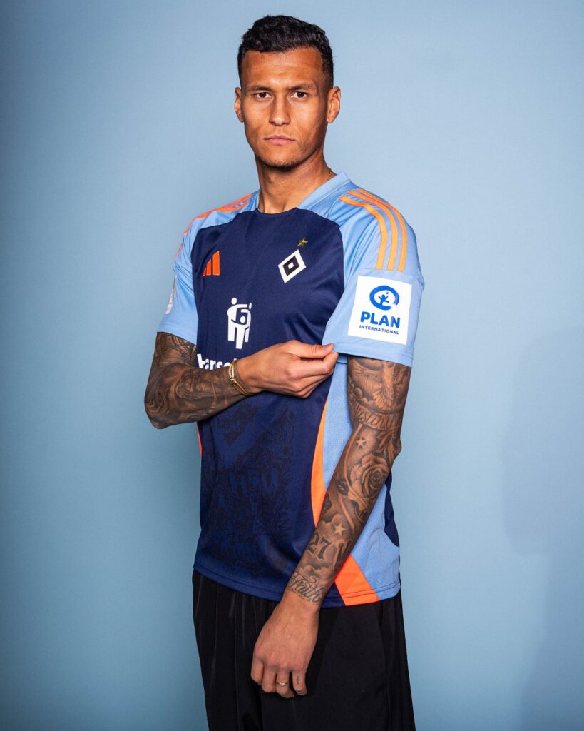 Hamburgo-SV-lanca-camisa-especial-pelo-Dia-Internacional-das-Meninas-01-819x1024 Hamburgo SV lança camisa especial pelo Dia Internacional das Meninas 2024-25