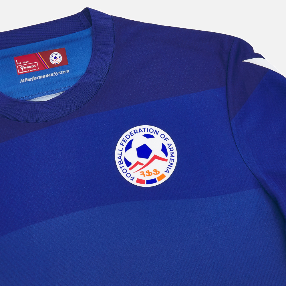 Macron-revela-o-novo-terceiro-uniforme-da-selecao-da-Armenia-14 Macron apresenta terceira camisa da Armênia 2025