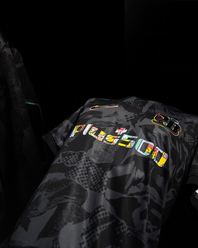 Nike-revelou-camisa-especial-do-Young-Boys-2024-25-com-tema-YBFOREVERYONE-08-819x1024 Nike revelou camisa especial do Young Boys 2024/25 com tema #YBFOREVERYONE