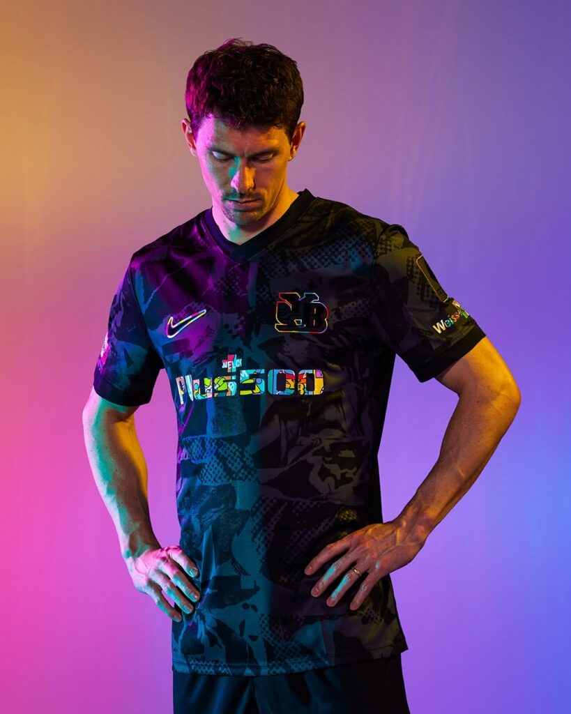Nike-revelou-camisa-especial-do-Young-Boys-2024-25-com-tema-YBFOREVERYONE-11-819x1024 Nike revelou camisa especial do Young Boys 2024/25 com tema #YBFOREVERYONE